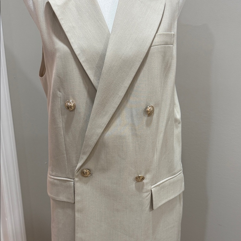 Christian Siriano Cream Double-Breasted Vest - Picture 4 of 6